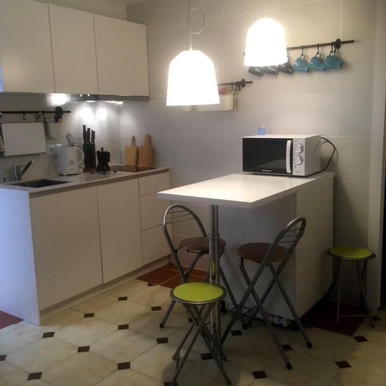 2 bedroom's flat on the beach, City center, 1 line - Apartamento de 2 dormitorios - 18