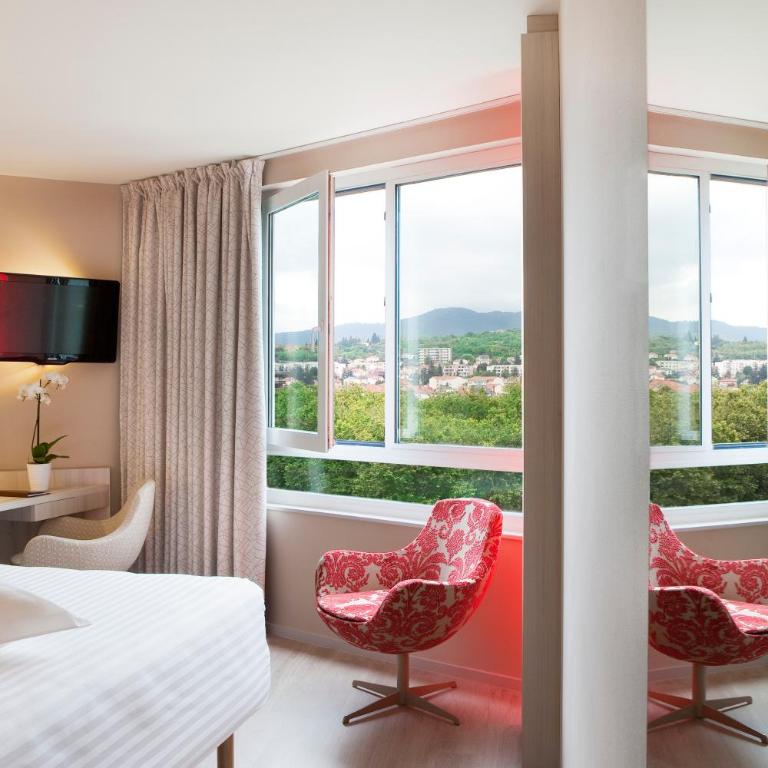 Oceania Clermont Ferrand - Superior Double Room - 1