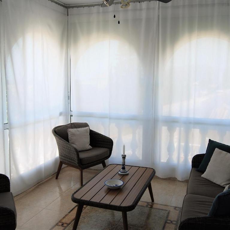 Villa Sandra Top Floor Escape - Apartamento - 16