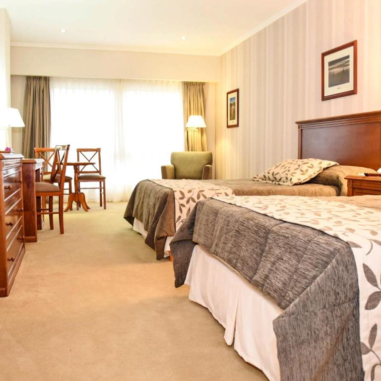 Howard Johnson Rio Ceballos Hotel y Casino - Habitación Executive - 2 camas - 3