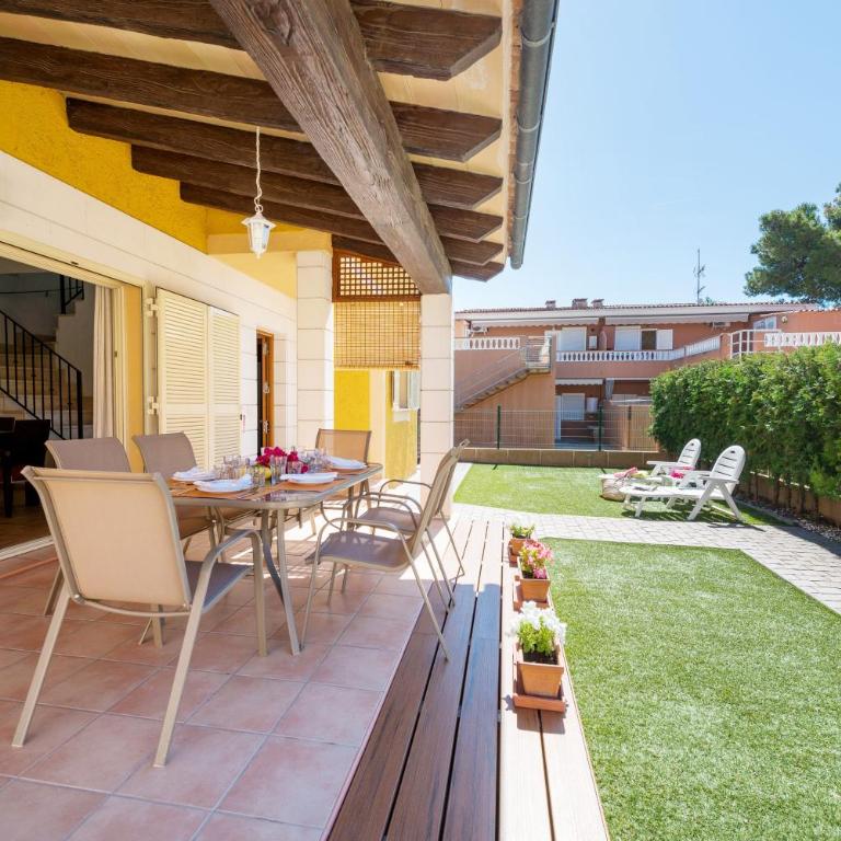 Pereta - Three-Bedroom House - 4