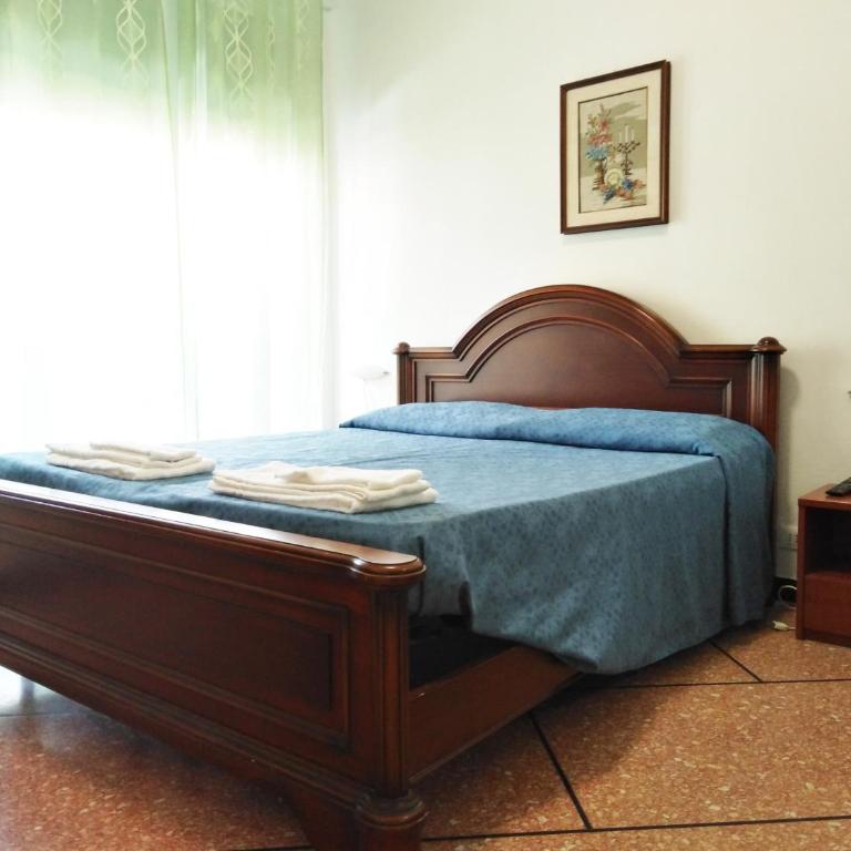 Hotel Suisse - Camera Matrimoniale - 6