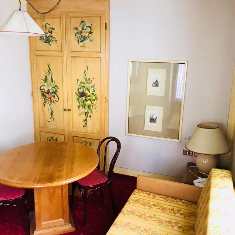 Hotel Posta R.T.A. - Camera Comfort con Poltrona-Letto - 1