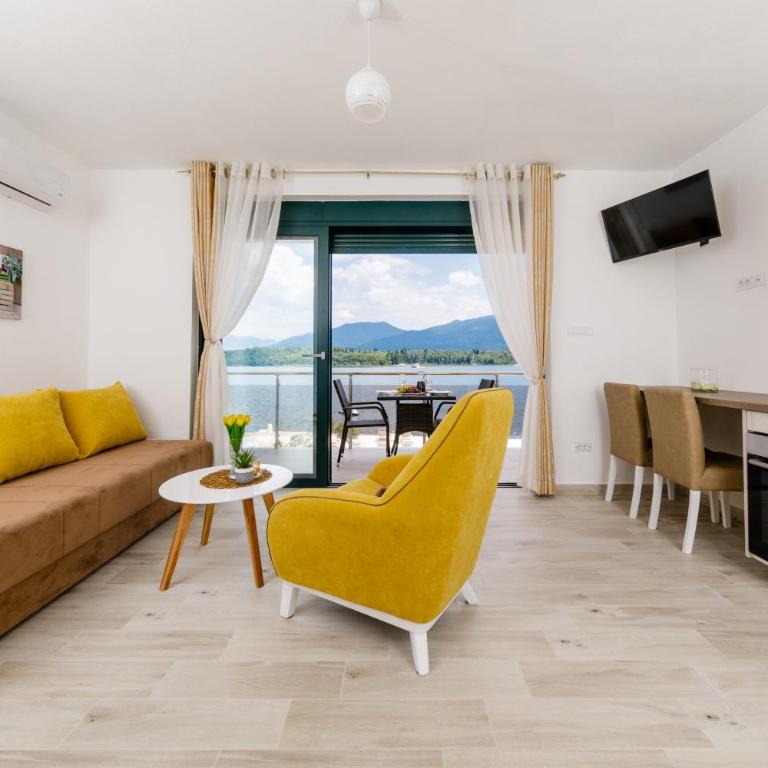 Apartmani Mia - Apartman sa Balkonom - 11