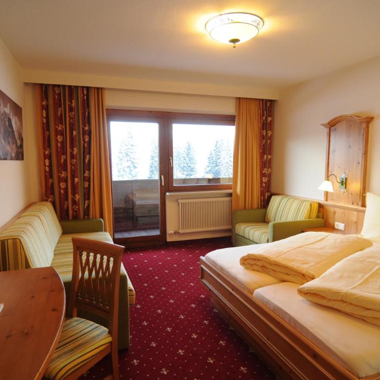 Sporthotel Tirolerhof - Family triple room - 4