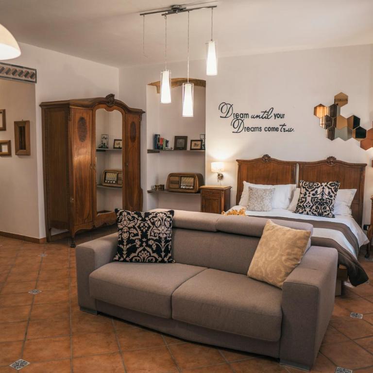 Villa La Lumia B&B Suites & Apartments - Camera Familiare - 9