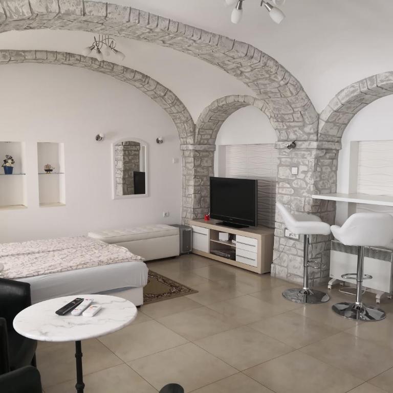 Apartment Zemun Old Town Center - Apartman - Prizemlje - 2