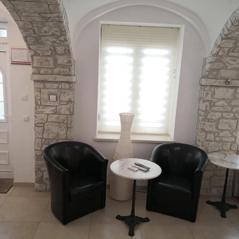 Apartment Zemun Old Town Center - Apartman - Prizemlje - 8