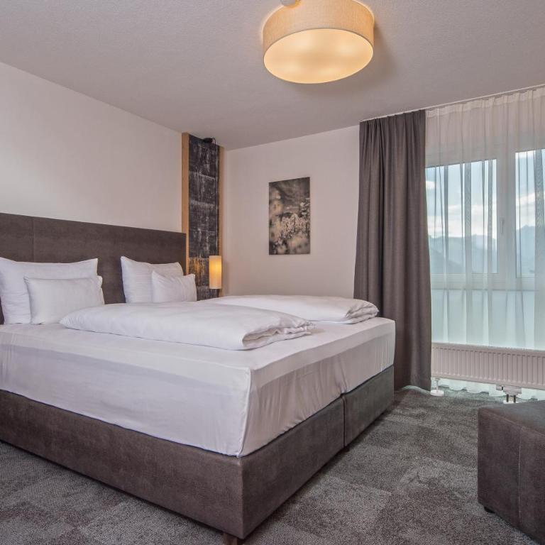 Arthur's Hotel und Apartments am Achensee - Doppelzimmer mit Bergblick - 5