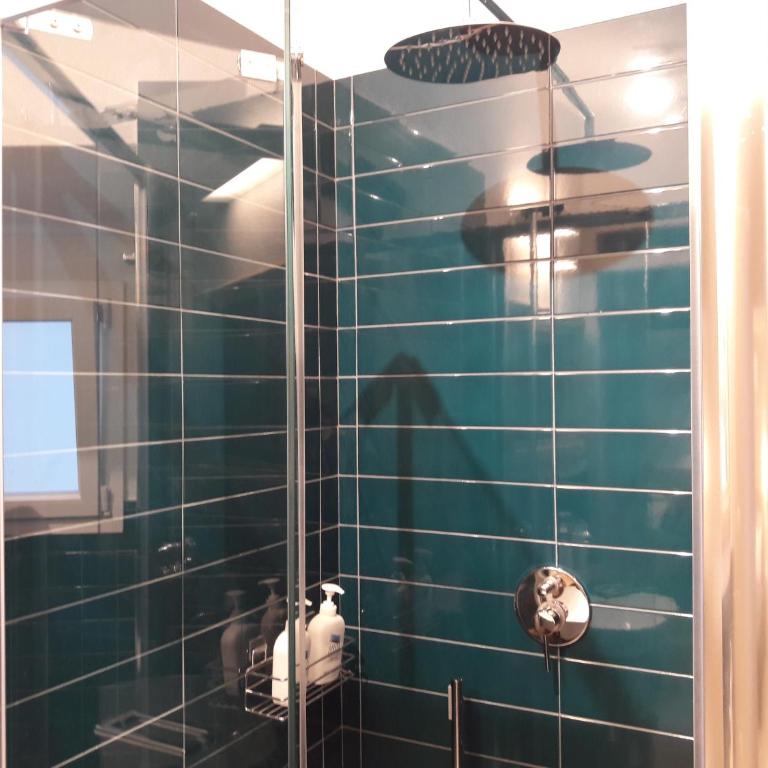 Santa Marta Rooms - Vernazza - Two-Bedroom Suite with Terrace - 21