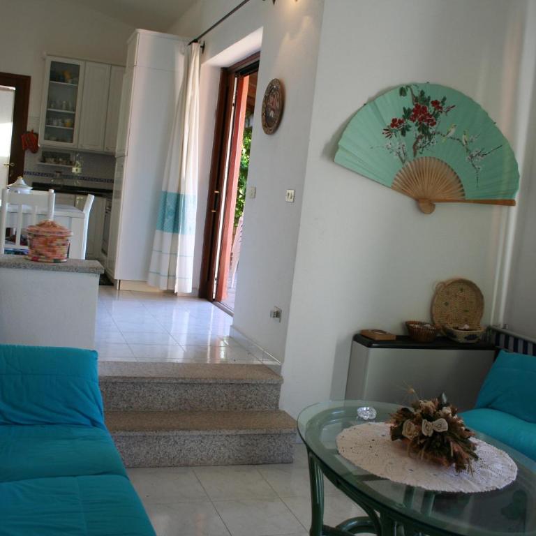 Miriacheddu - Casa con 4 camere da letto - 12