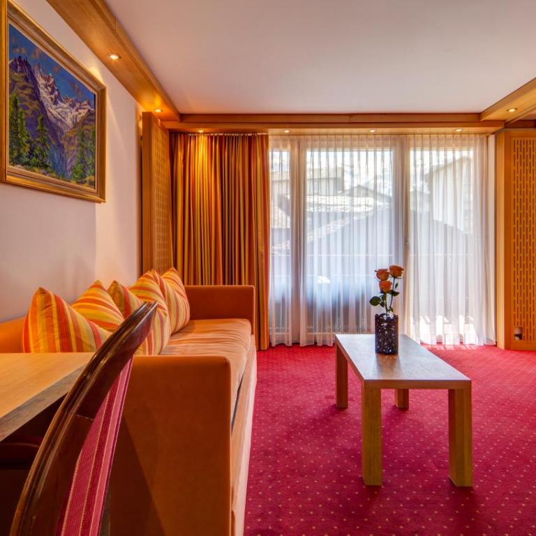 Hotel Excelsior - Suite mit Balkon und Blick auf das Matterhorn - 3