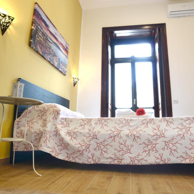Vic' Street B&B - Camera Matrimoniale con Bagno Privato - 1