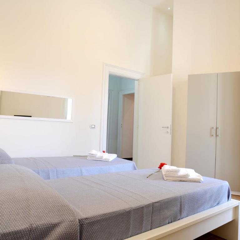 Vic' Street B&B - Camera Matrimoniale/Doppia con Letti Singoli con Bagno Privato - 6