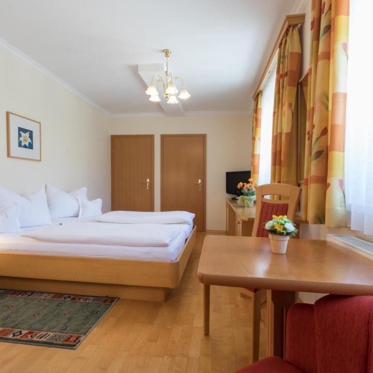 Landhotel Häuserl im Wald - Standard Doppelzimmer - 2