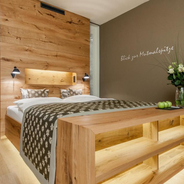 Aqua Dome 4 Sterne Superior Hotel & Tirol Therme Längenfeld - Doppelzimmer Alpin mit Zugang zur Therme und Spa - 2