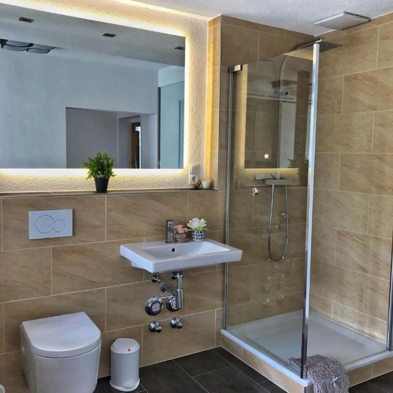 Golden GaPa Central Large Family Apartment 24 - Apartment - 44