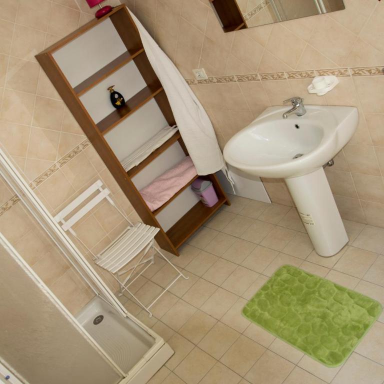 B&B Myrta Maria - Triple Room - 12
