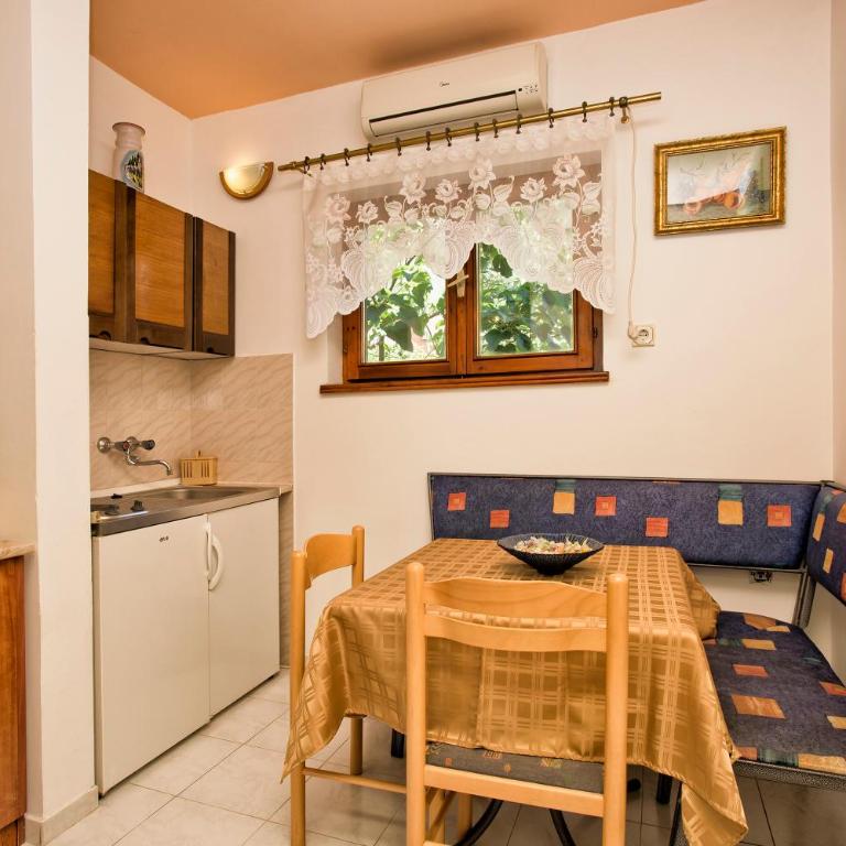 Apartments Sijerkovic - Two-Bedroom Apartment - 5