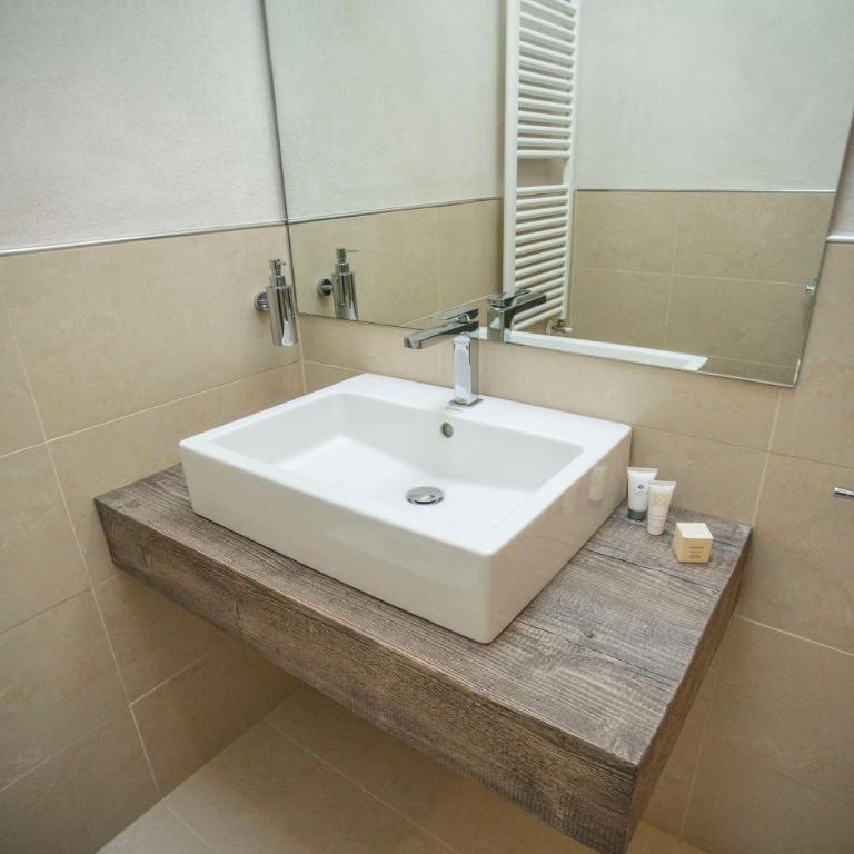 Relais Madergnago - Appartamento con 2 Camere da Letto - 14
