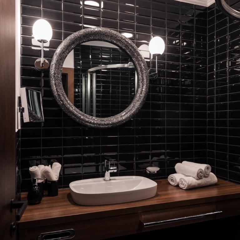 Boutique Hotel Mandarfnerhof - Superior Doppelzimmer mit Balkon - 10