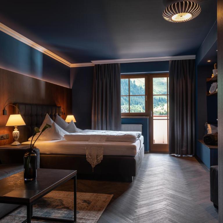 Boutique Hotel Mandarfnerhof - Superior Doppelzimmer mit Balkon - 8
