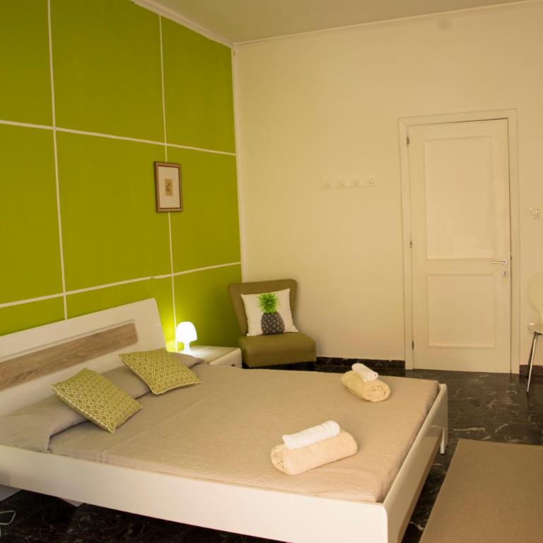 B&B Myrta Maria - Double Room with Private External Bathroom - 6