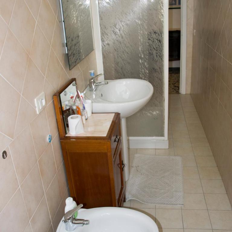 B&B Myrta Maria - Double Room with Private External Bathroom - 16