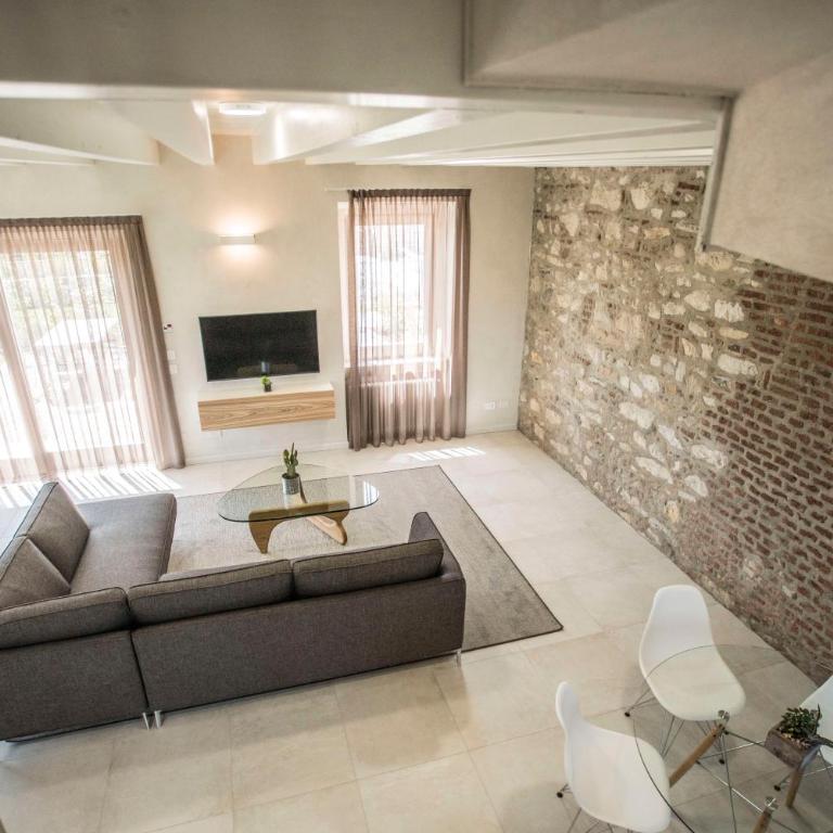 Relais Madergnago - Appartamento con 3 Camere da Letto - 1