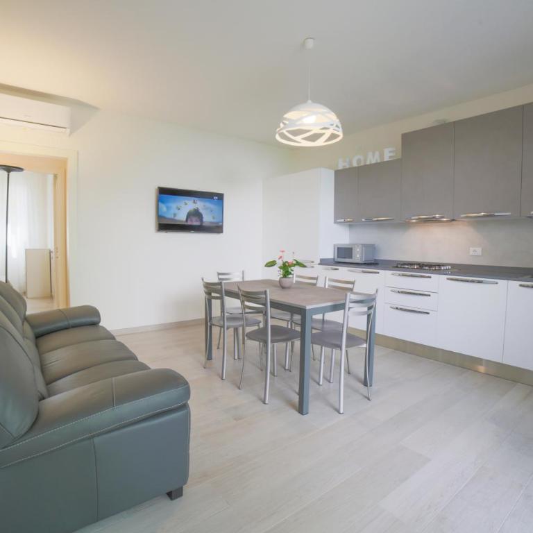 Domus Fiorita - Appartamento con 2 Camere da Letto - 18