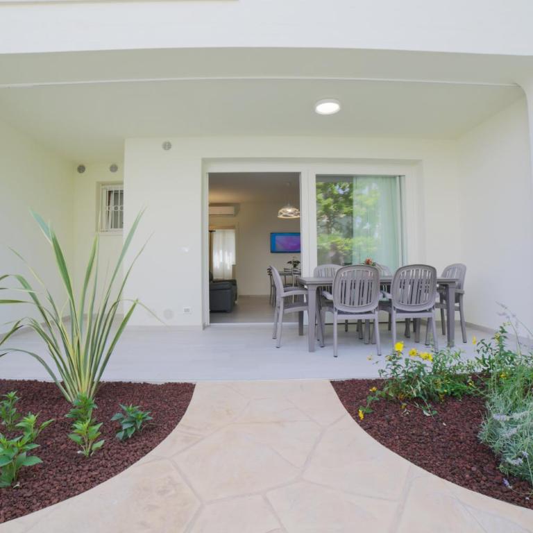 Domus Fiorita - Appartamento con 2 Camere da Letto - 20