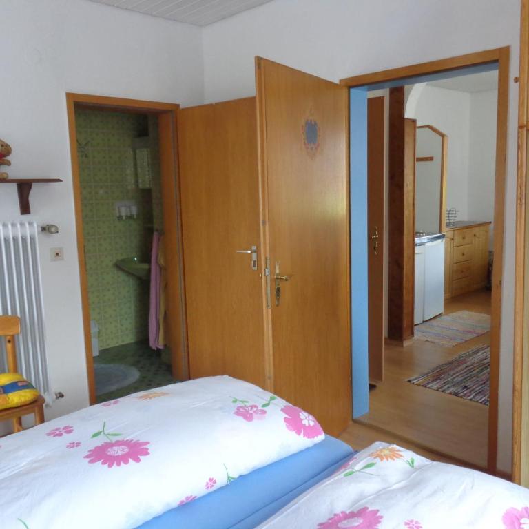 Gästehaus Eschenhof - Apartment mit 1 Schlafzimmer - 2