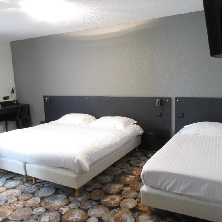 CIT'HÔTEL LE DAV Clermont-Ferrand Centre - Chambre Triple - 6