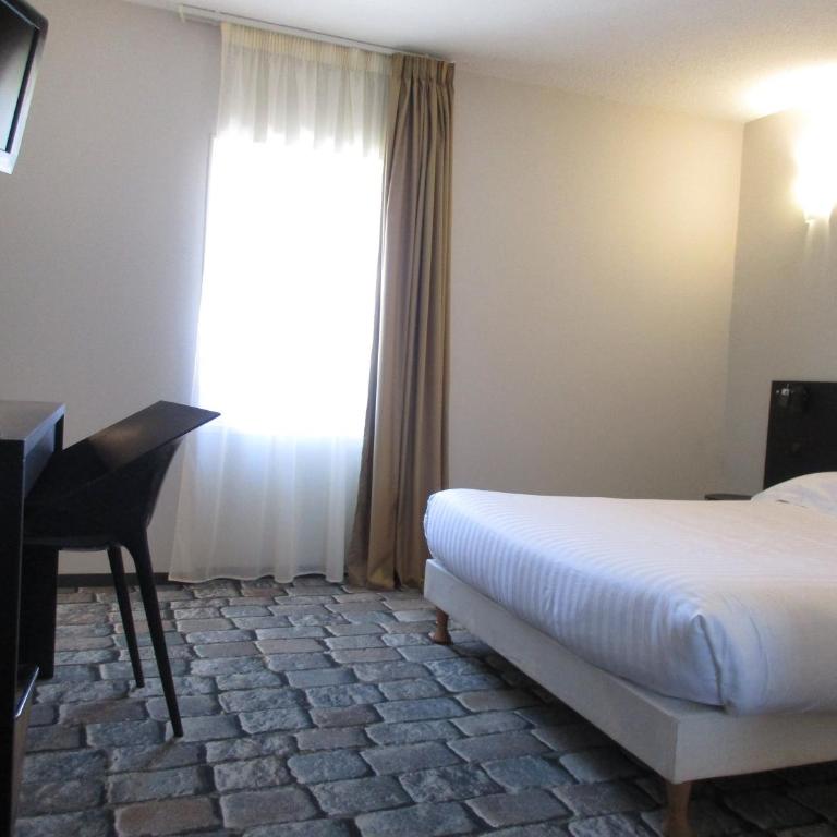 CIT'HÔTEL LE DAV Clermont-Ferrand Centre - Chambre Double Classique – Côté Rue - 10