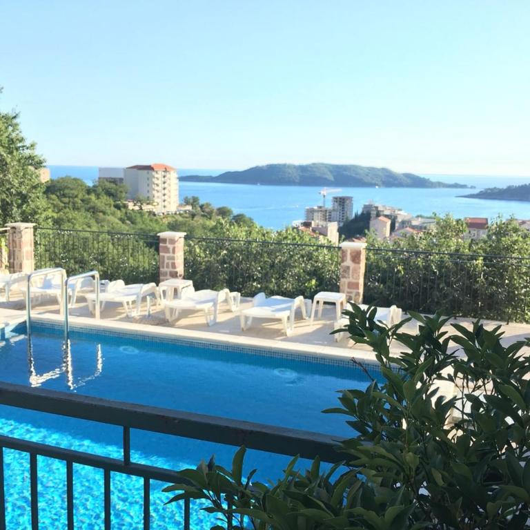 Luka Villa - Villa - 12