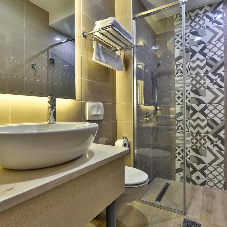 Hotel Harmony by Aycon - Executive Suite - 7