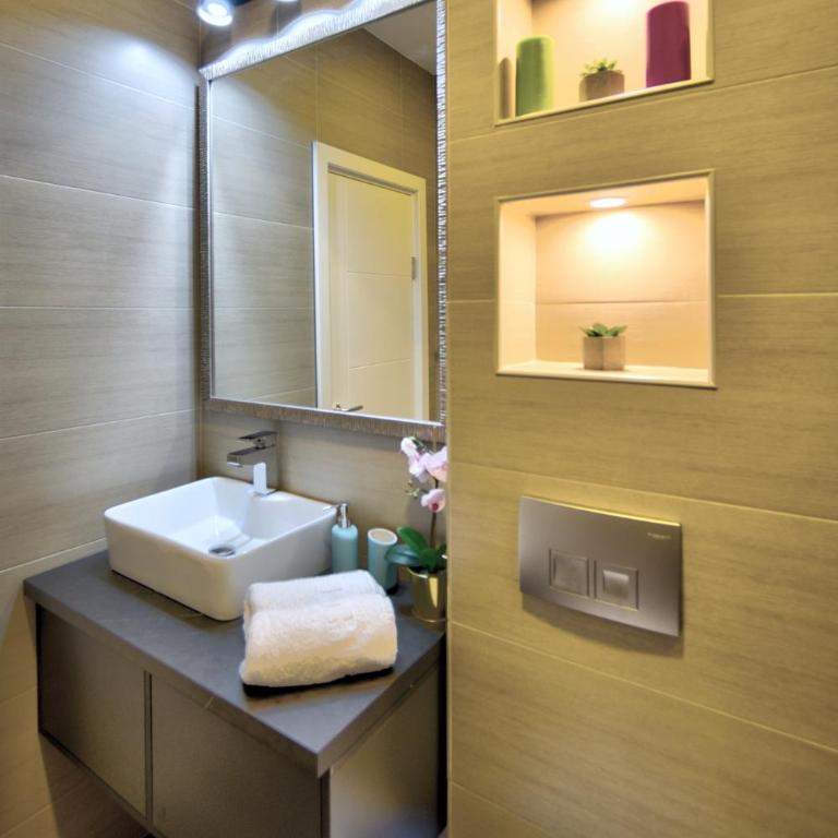 H&M Lux appartment downtown NEW - Apartman - 6