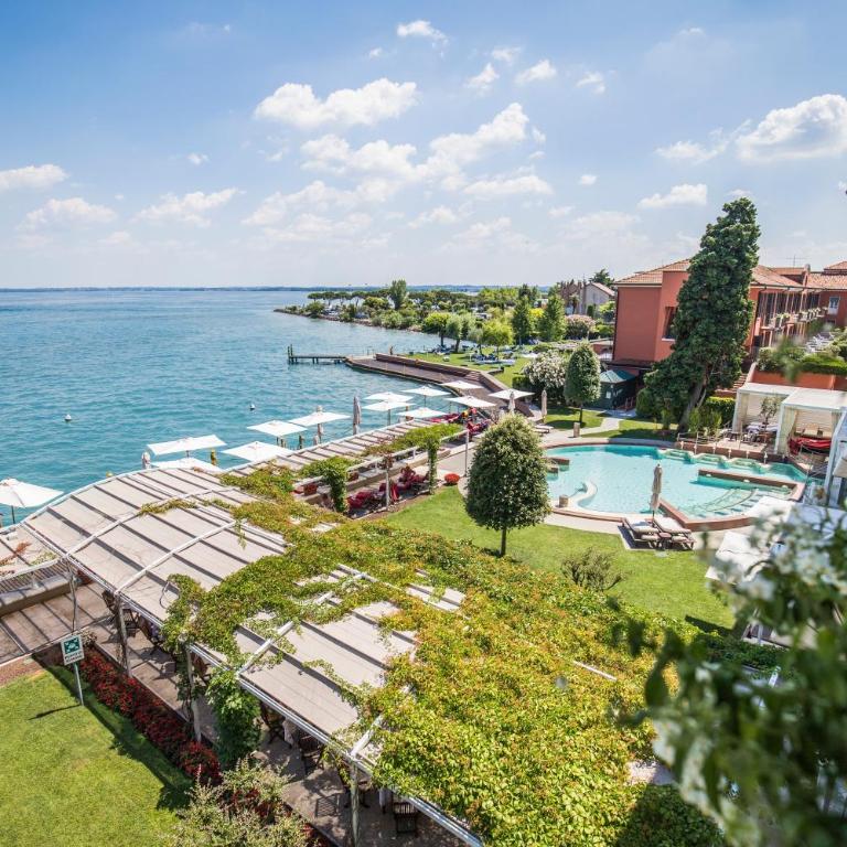 Grand Hotel Terme Sirmione - Camera Matrimoniale Prestige con Vista Lago - 1