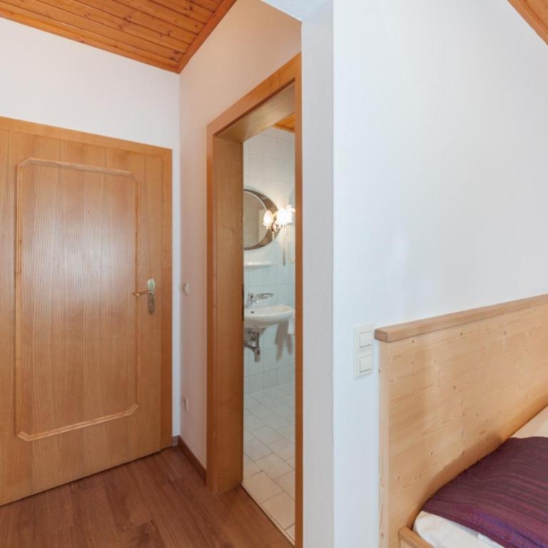 Pension Oberjörg - Einzelzimmer - 4