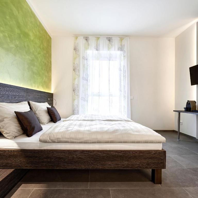 eee Hotel Traun - Standard Doppelzimmer - 13