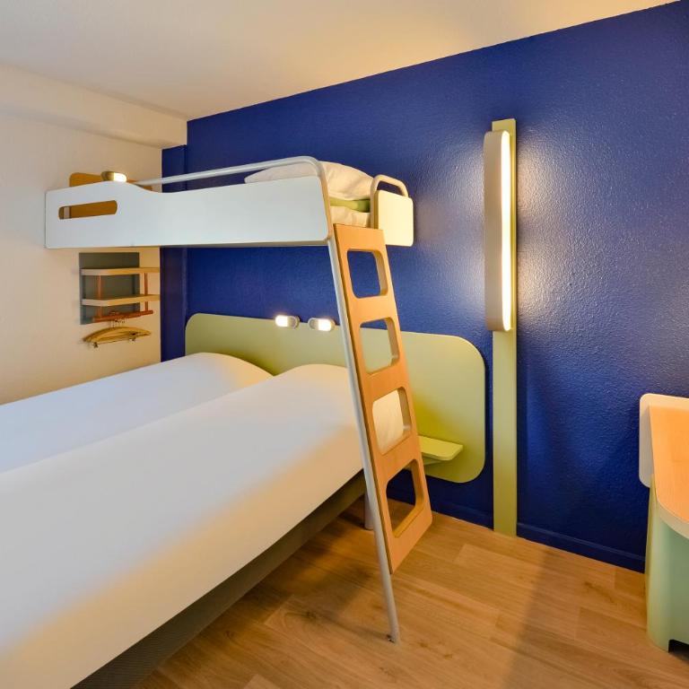 Ibis budget Chambéry Centre Ville - Chambre Triple Supérieure - 16