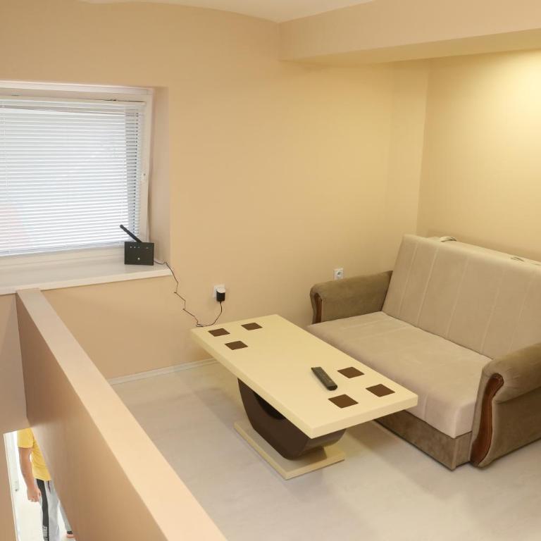 Apartman Centar 2 - Apartment - 12