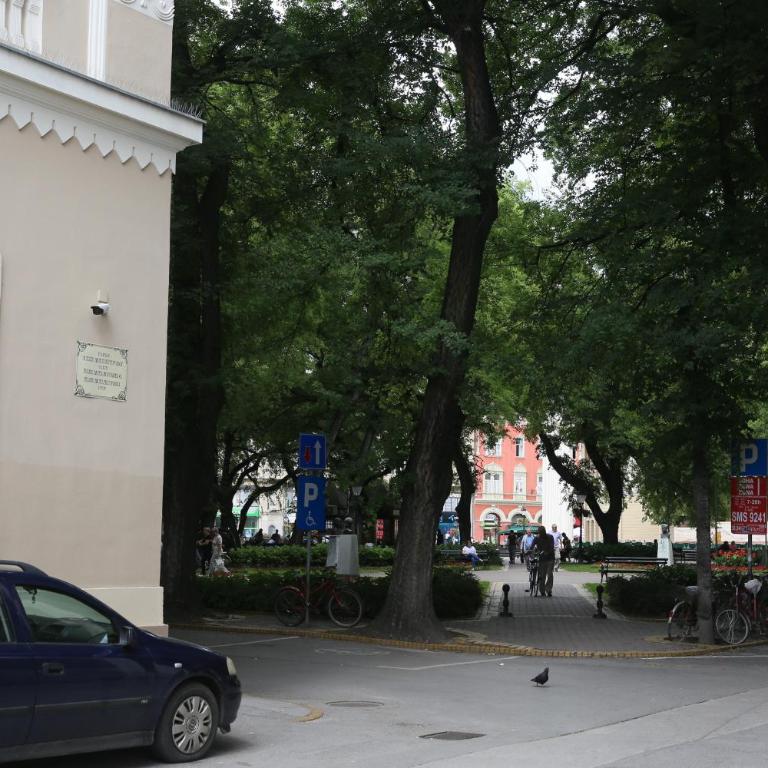 Apartman Centar 2 - Apartment - 18