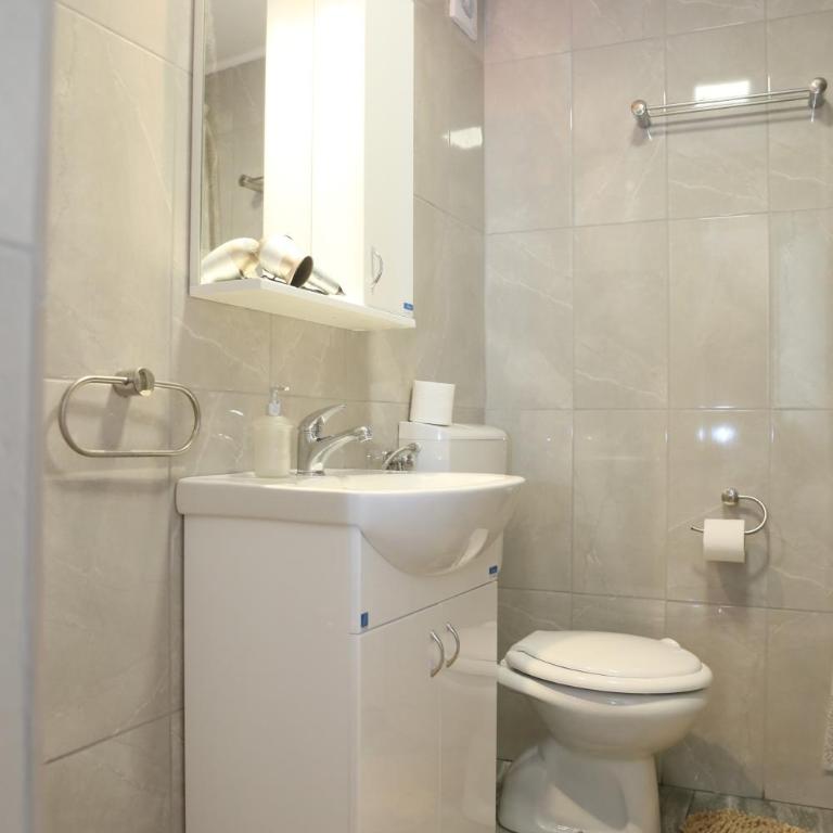 Apartman Centar 1 - Apartment - 15