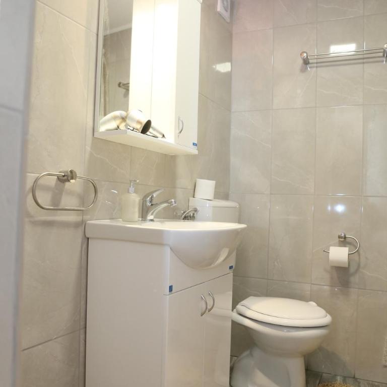 Apartman Centar 1 - Apartment - 12