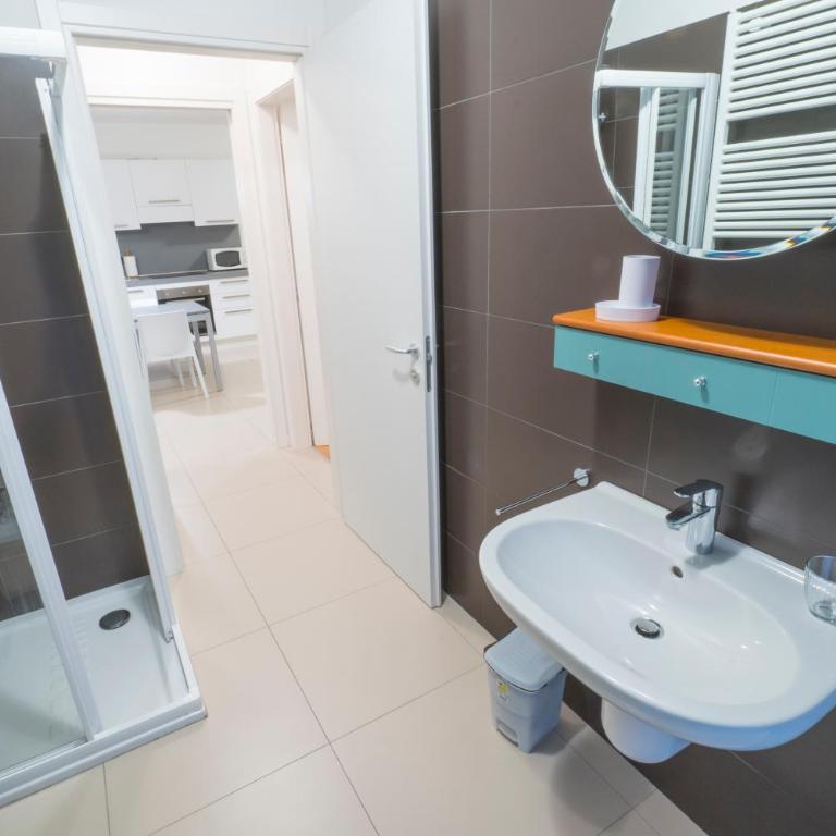 GARDA LIVING APARTMENTS Riva del Garda - Appartamento con Vista Giardino - 35