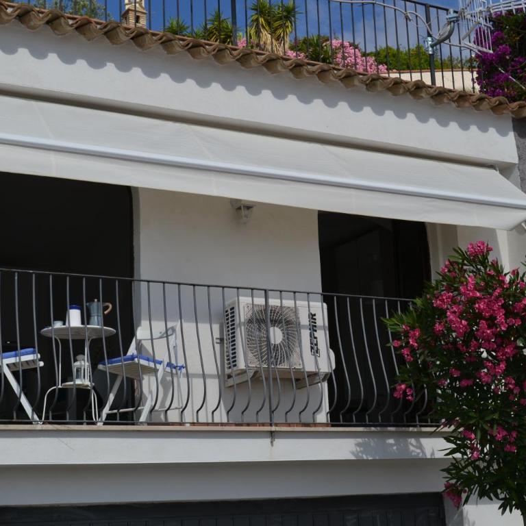 Charming Place 2 Taormina - Appartamento - 14