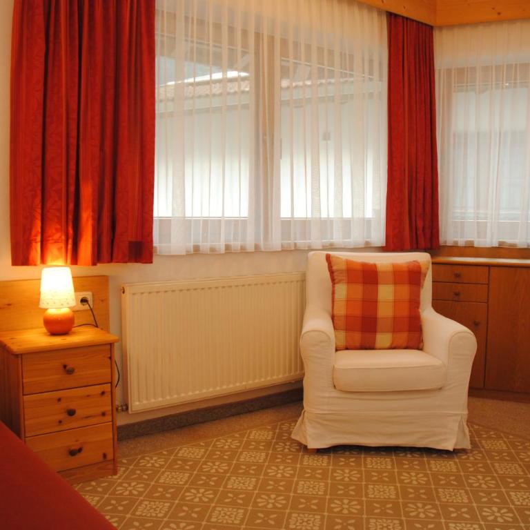 Gästehaus Rieser - Apartment mit 1 Schlafzimmer und Balkon - 2