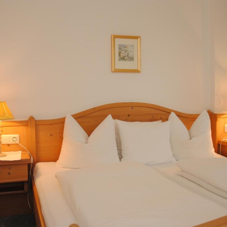 Gästehaus Rieser - Doppelzimmer mit Balkon - 26