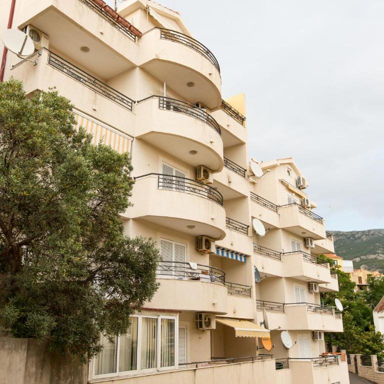 Apartments Alesia Bečići - Studio with Sea View - 1